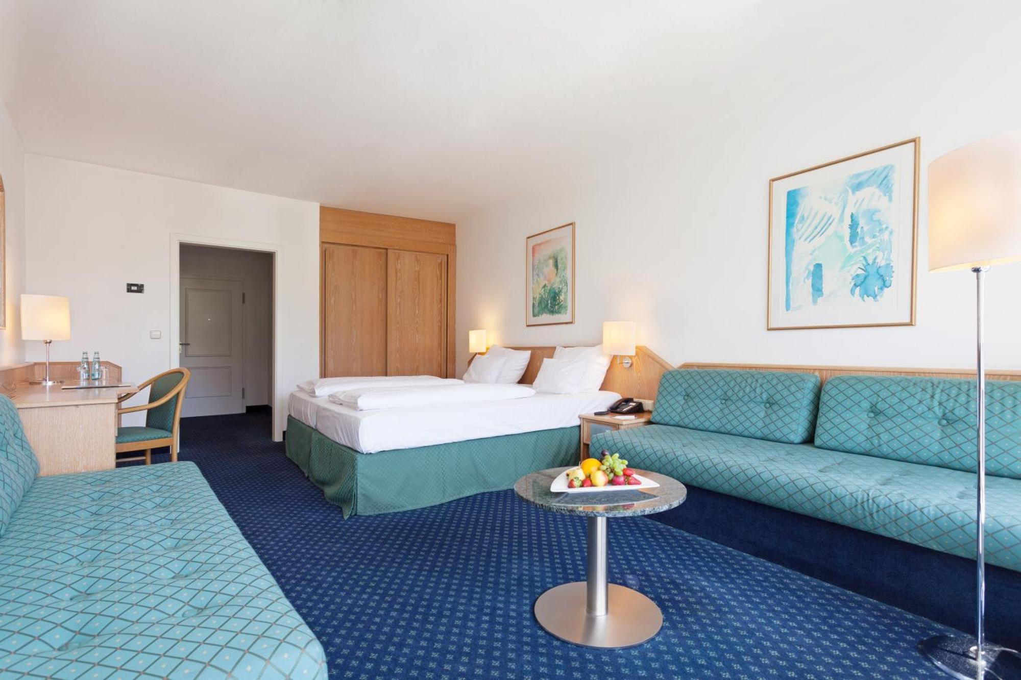Sauerland Stern Hotel Willingen  Bagian luar foto
